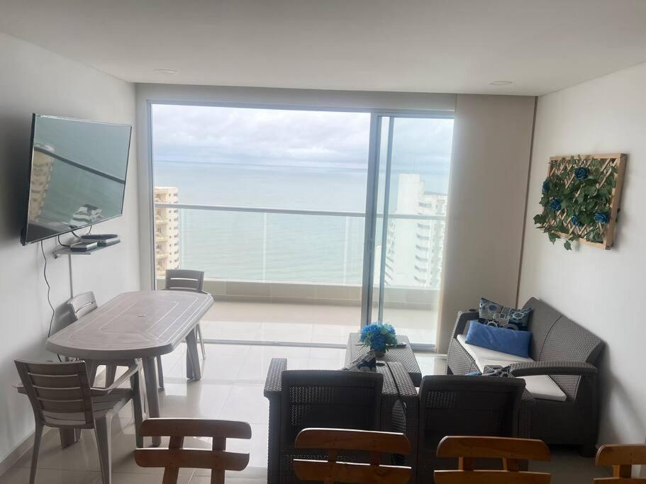 apartamento con vista al mar Apartamento *